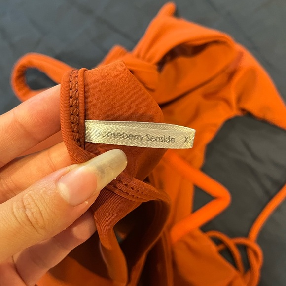 Gooseberry seaside swim one piece so chic plunge - Picture 4 of 5